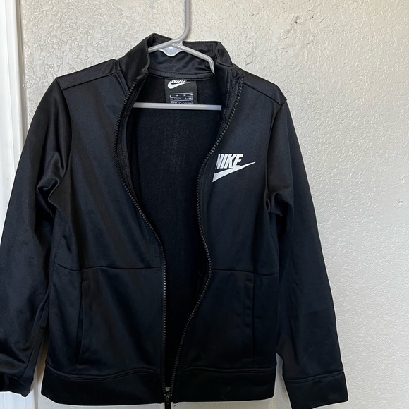 Boys Nike Jacket 5-6 Yrs - Picture 2 of 4